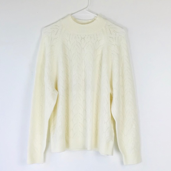 Uniqlo Women’s Light Soufflé Yarn Sweater L, XL - Picture 2 of 9